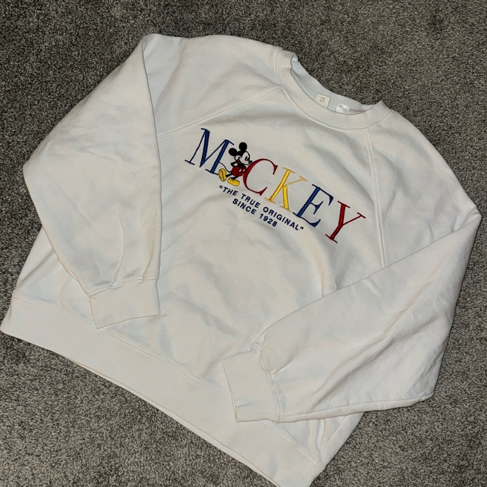 h&m mickey motif sweater sz m